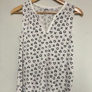 Reitmans XO Heart Print Sleeveless Top XS Petite White Black Casual Tank
